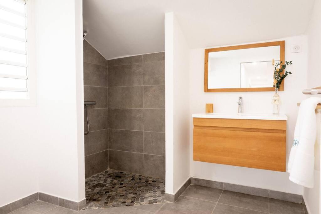Ti Chill, Appartement 3 Pieces Neuf Front De Mer Les Anses-d'Arlets Exterior foto